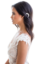 Load image into Gallery viewer, PALOMA CLIP GOLD