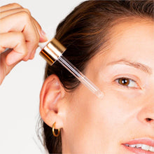 Load image into Gallery viewer, Panier Des Sens Saffron Youth Anti Wrinkle Targeted Serum 30ml